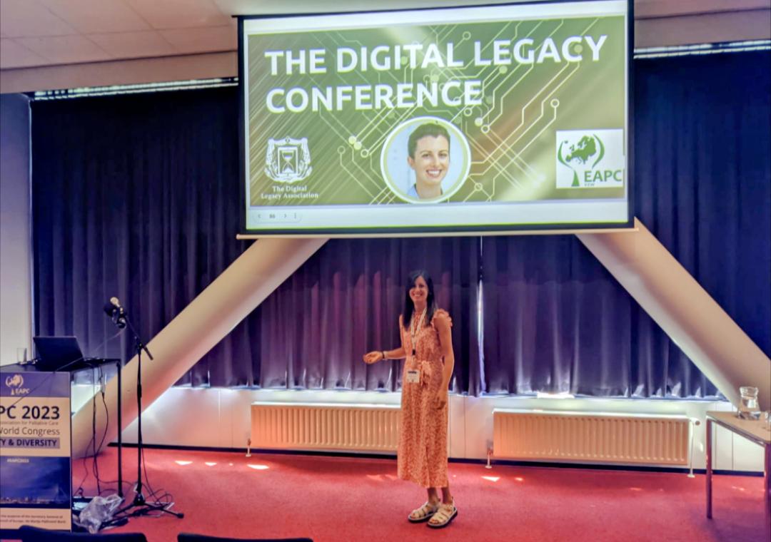 Great opportunity to present my #GroundedTheory research into #DigitalLegacy in #PalliativeCare.
Take home message: Managing digital assets is as important as managing physical assets!
 Thank you for the opportunity @digitallegacy23 🫶🏻
#hapm #hpm #DLC2023 #EAPC2023