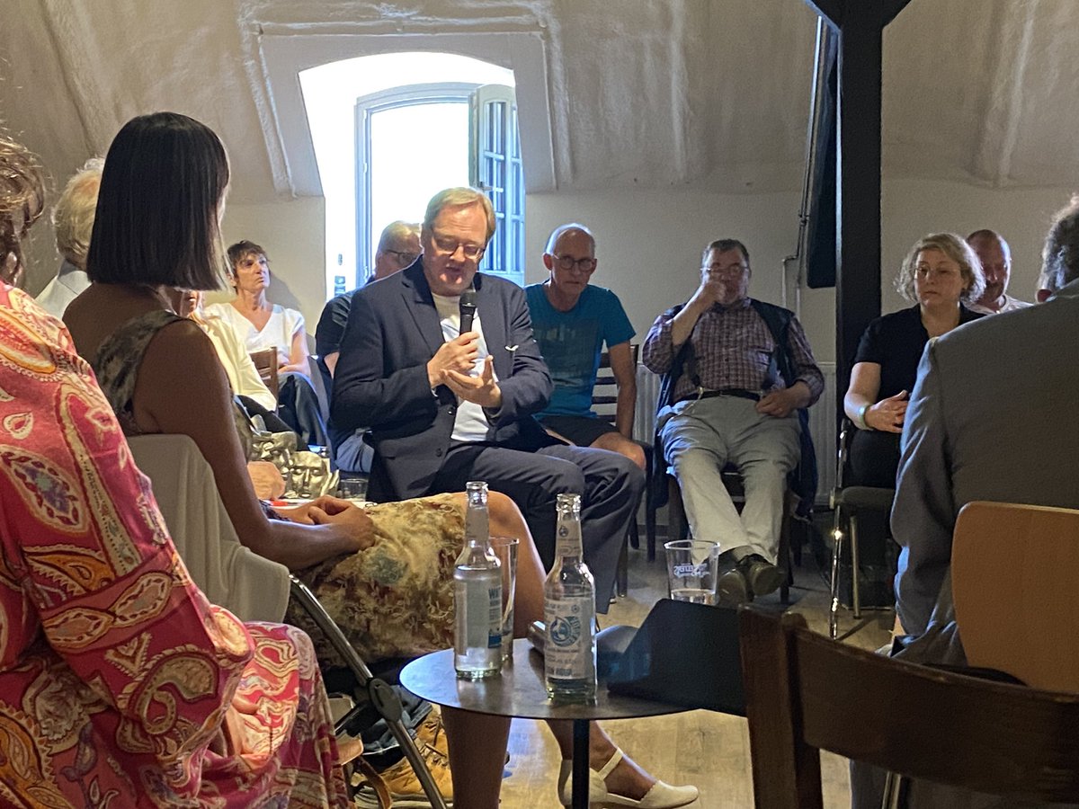 breitmeierf's tweet photo. Veranstaltung #Betroffenenrat Nord in Osnabrück zu Sexualisierter Gewalt u. #Kirche - Evangelischer Landesbischof Meister: #Kirchentag in Nürnberg habe sich zu wenig mit dem Thema befasst. #DEKT müsse auch eigene Geschichte aufarbeiten. Das werde Thema beim DEKT 2025 in Hannover. https://t.co/8KMGy3l6cJ