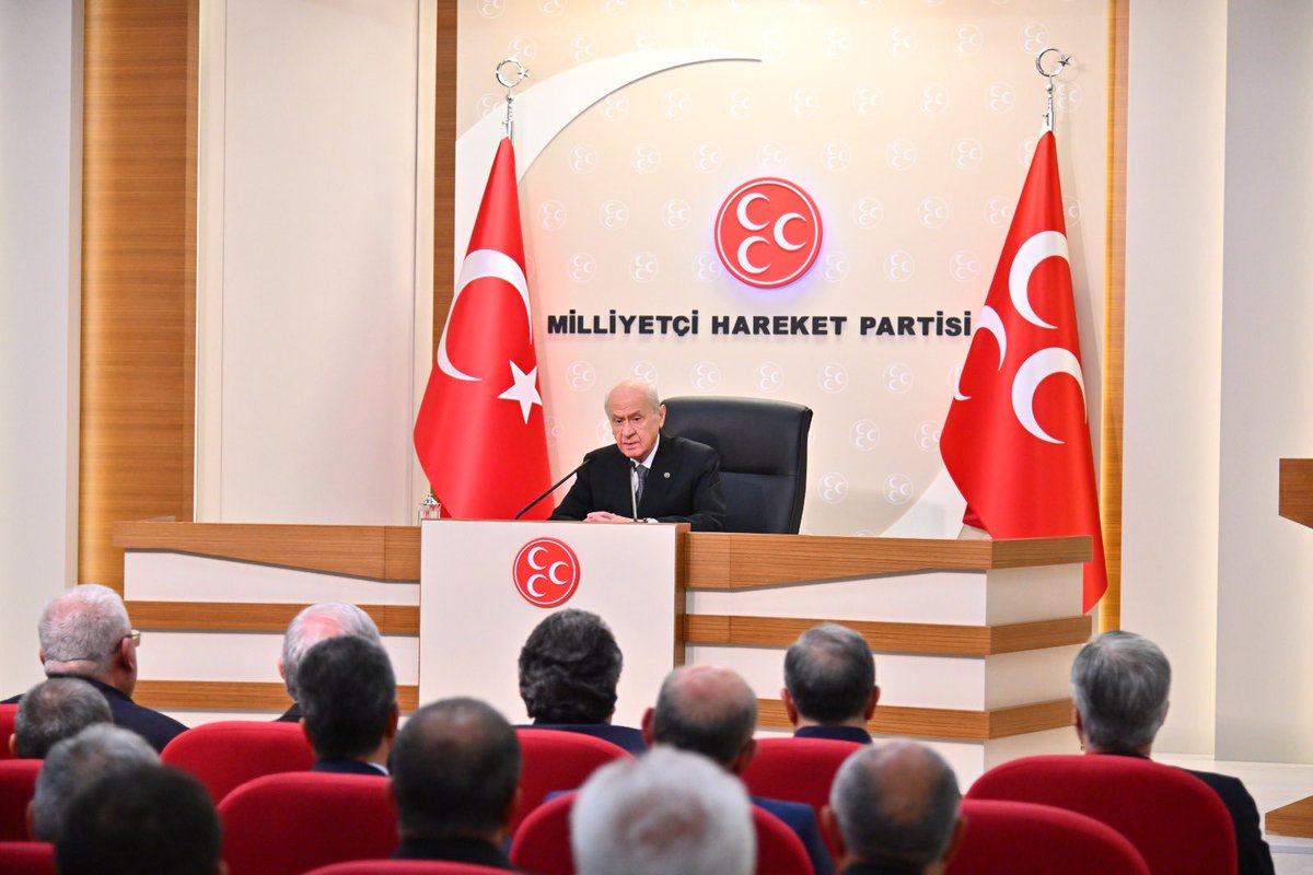 Liderimiz Sayın Devlet BAHÇELİ'nin başkanlığında MHP İl Başkanları toplantısı gerçekleşti.