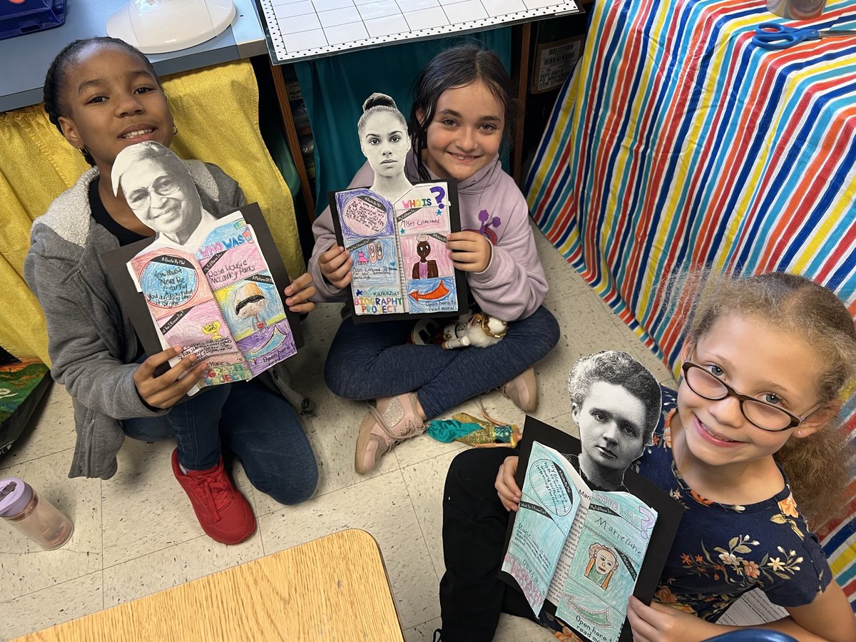 Pinebrookgcsd's tweet image. Ms. Kuzma’s Class shared their “Who Was?” biography projects yesterday! #engagedlearning 
@GreeceCentral @PettiferSuz @andreageglia