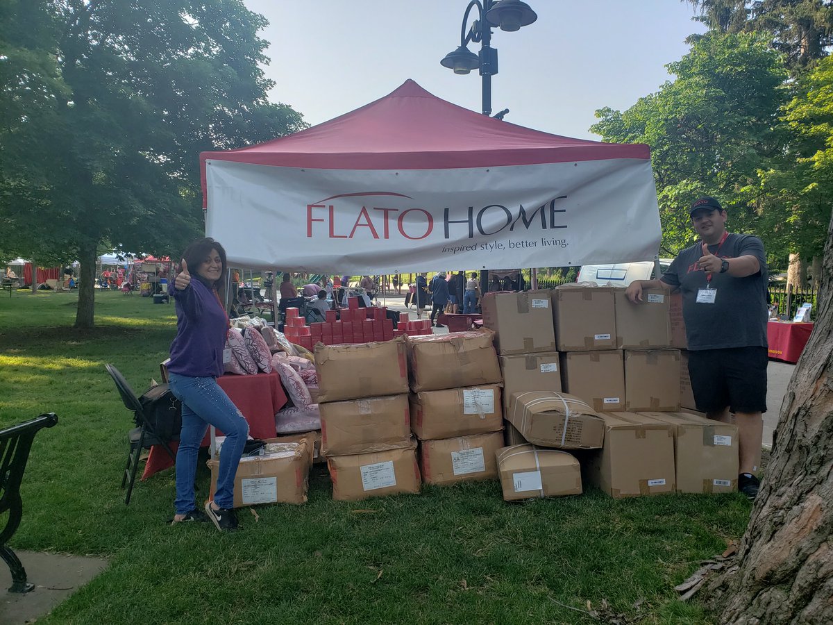 flatohomeprods's tweet photo. We are live today offering amazing deals on some of our overstocked inventory! Come see us at the Brampton Farmers Market from 8:00am - 1:00pm @ Gage Park
#flatohome https://t.co/x5U95BAqQe