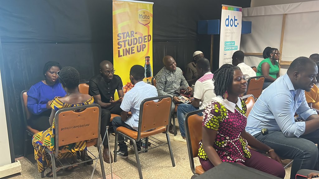 Speed Mentoring for Bar Camp Cape Coast is currently ongoing 
You can still join us 
Venue: Superannuation Hostel JCR
#bccapecoast
#barcamp
@kayaAppgrocery @Afako_Kwaku @Abocco @Writerharmony