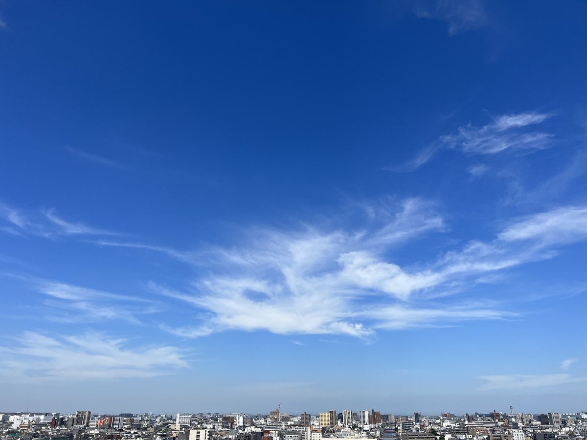 ASIAN_ESPOIR's tweet photo. 今日の空。
#イマソラ #大田区 #多摩川 #呑み川 https://t.co/uYwV90H7Ff