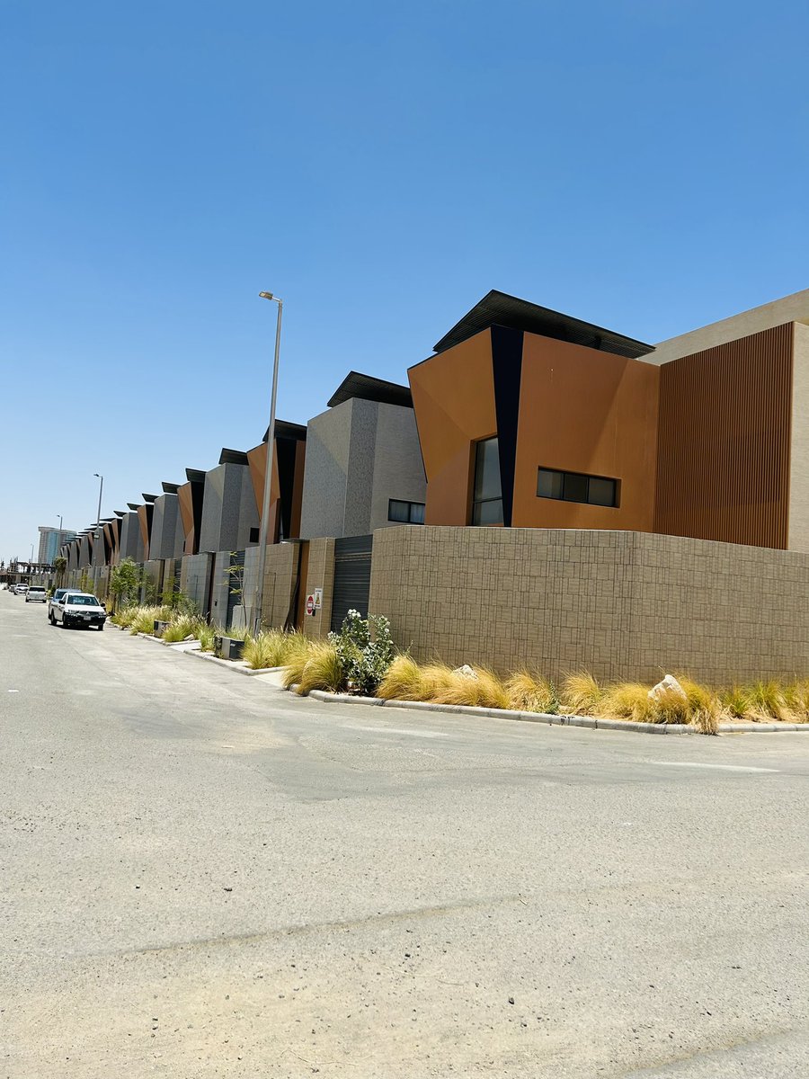 ALSA10's tweet image. مشاريع فيو بوينت لمسة معمارية ابداعية في ابحر الشمالية يتشرف مكتب السا للاستشارات الهندسية بالاشراف على تنفيذها