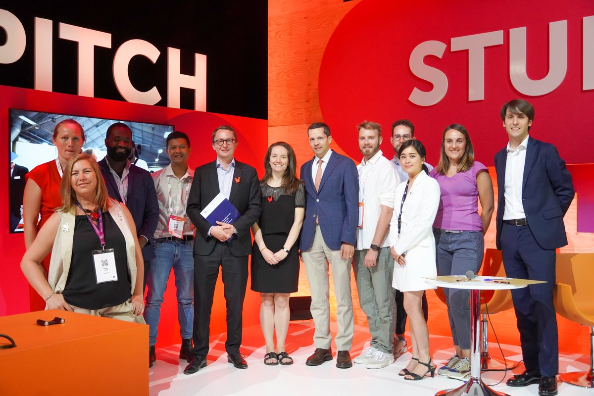 À #VivaTech , j'étais aux côtés des équipes de 5 start-ups &amp; PME innovantes qui participaient à un concours organisé par l'<a href="/INPIFrance/">INPI France</a> et le programme French Tech Tremplin pour mettre en avant nos talents partout en France 🚀