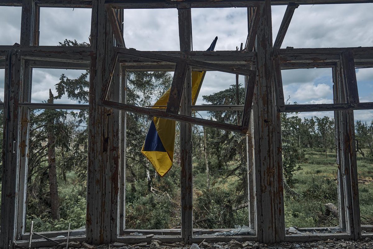 ZelenskyyUa's tweet photo. Every position retaken from the occupiers and every height occupied by our forces are new and new arguments for the world that Ukraine can, can win.

Thanks to every soldier! To everyone who fights with the enemy, rescues our soldiers after wounds, trains our soldiers, and supplies everything necessary for the Ukrainian defense!