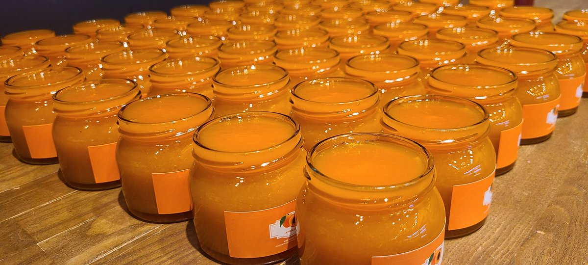 두드립 "저당" 살구잼을 소개드립니다. 기존 제품보다 설탕은 절반 덜어내고 살구를 더 채운 제품으로 살구잼이 좋은데 조금 달게 느끼셨거나 원래 단걸 살짝 멀리하셨던 분께 강추합니다. 먹고 난 후에도 살구의 잔향을 오래 느낄 수 있습니다.

저당 살구잼 구입 바로가기
naver.me/5zoMfmUG