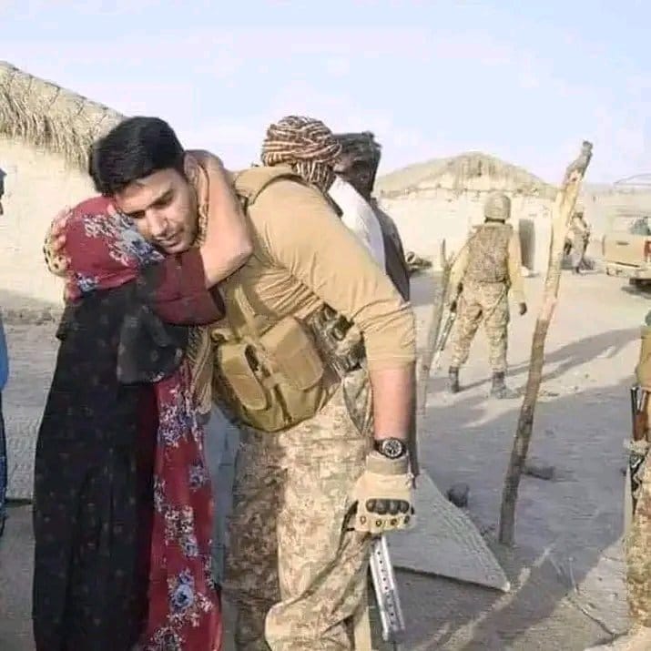 کبھی کبھی ہم انمول ہو کر بھی ... بےمول ہوتے ہیـــــــــں ہم جان بھی دے دیں تو بھی ہمارا جان دینے کا طریقہ پسند نہیـــــں آتا 
🇵🇰
#PakArmyZindabad 
#PakistanPaindabad