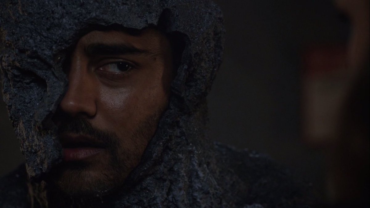 Disney_Wiki's tweet image. Happy Birthday, Manish Dayal
For Disney, he portrayed the NYU Clerk in #TheSorcerersApprentice, Vijay Nadeer in #AgentsOfSHIELD, and Kevin Stefanides in the Disney+ film, #Rise.
He also provided additional voices in #StarWars: #TheOldRepublic.