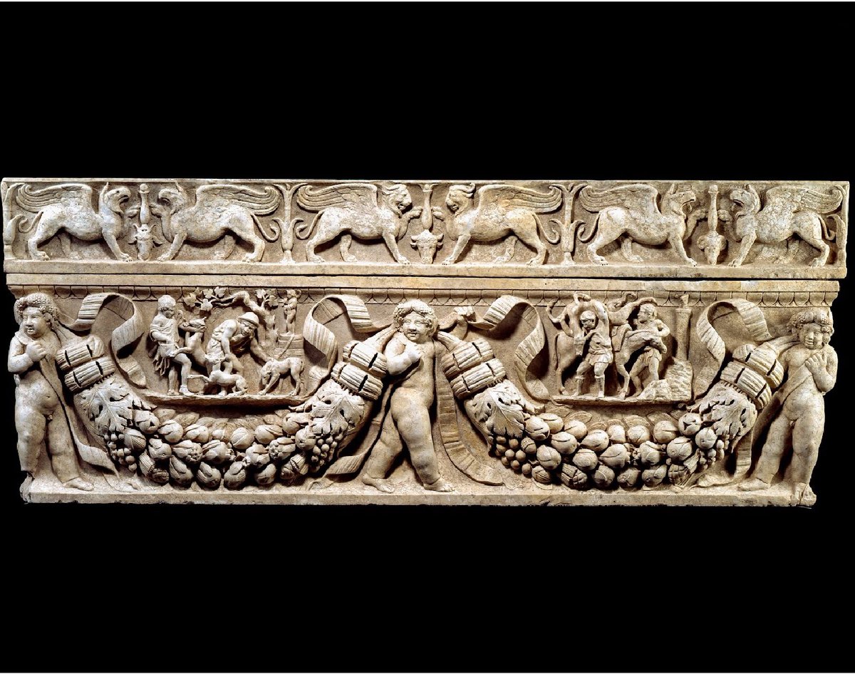 #SarcophagusSaturday @SAMAart #Archaeology #RomanArchaeology Garland sarcophagus (coffin) with hunting scenes, A.D. 130-150