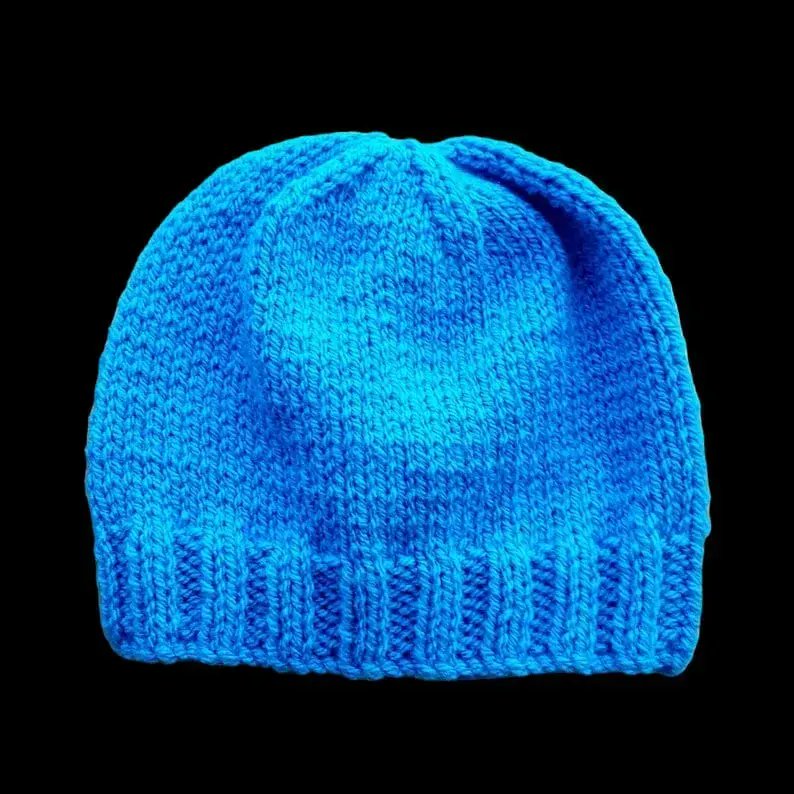 Hand knitted baby hat medium blue 0 - 3 months buff.ly/41bIlrN #knittingtopia #etsy #knittedbabyclothes #knitwear #babyclothes #mummybloggers #etsyRT #tweeturbiz #handknits #MHHSBD #craftbizparty