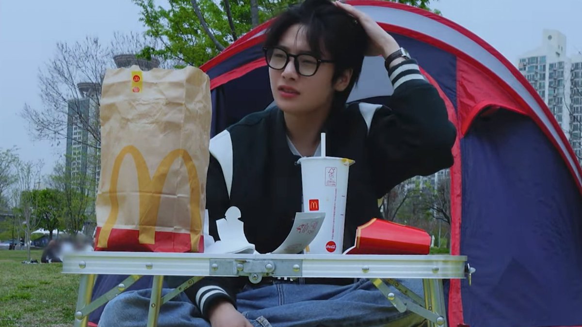 mcdo picnic date with boyfie 🩵