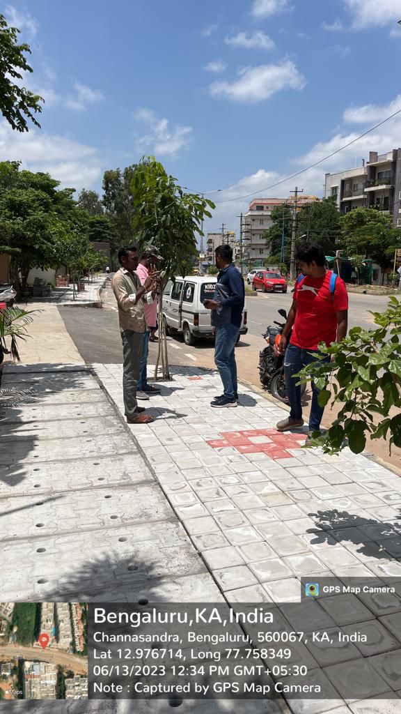 Footpaths in Nagondanahalli are also being constructed and repaired to ease movement for pedestrians.

Ensuring Safety and comfort of our citizens is our top priority.
2/2