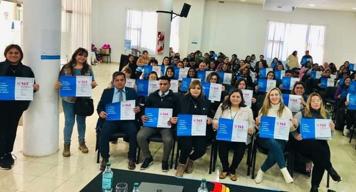TechyNunezLR's tweet photo. Segunda Jornada de “Sensibilización sobre la Lucha contra la Trata y la Explotación Laboral y Sexual de las Personas”

#DNM 
#delegacióndemigracioneslarioja 
#ArgentinaUnida 
#ArgentinaFederal https://t.co/QFQQduYqT3