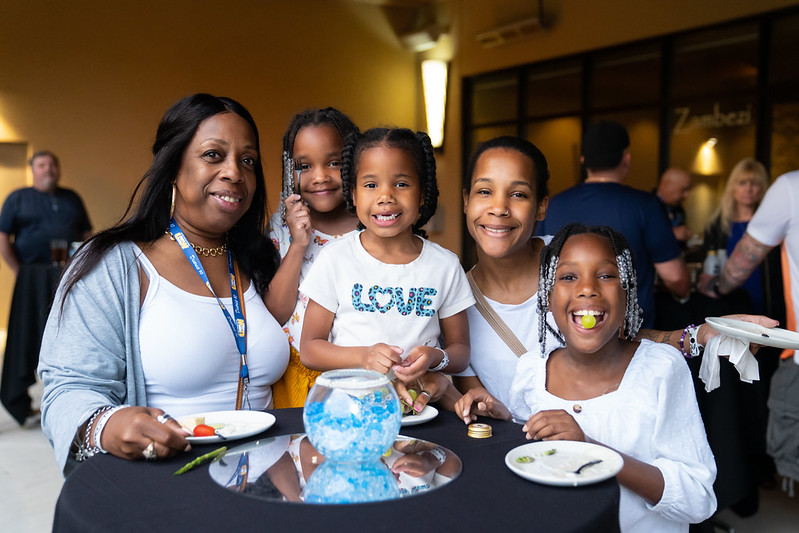 We LOVE it when Steelworker events become family affairs! 👨‍👩‍👧‍👦👨‍👨‍👧‍👧👩‍👩‍👧👩‍👦👨‍👩‍👧‍👦 #EverybodysUnion #1u