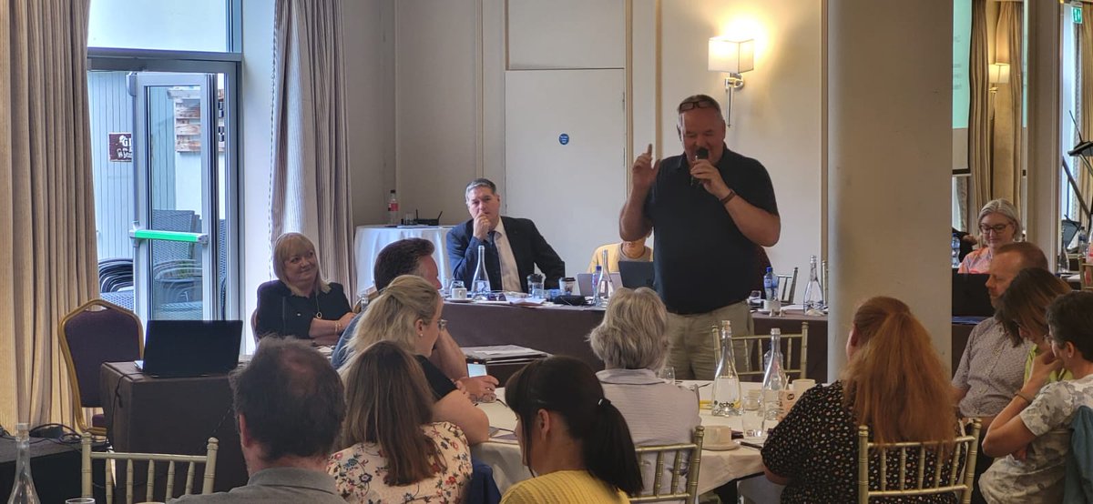 A standing ovation from the National Council for IPPN Past President Damian White, principal of Scoil Shinchill, Killeigh, Co. Offaly, who has finished his term on the Board. Damian has been involved in IPPN since its inception and has been an incredible leader.