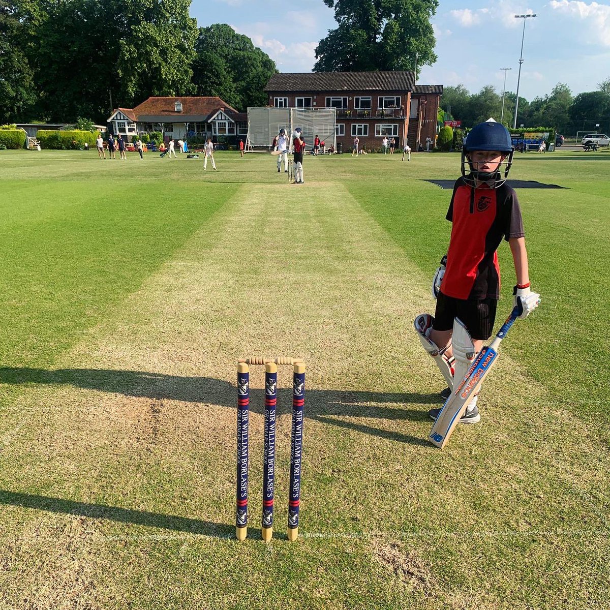 GMS_PE's tweet image. The U15s lost by 15 runs in an exciting run chase against Borlase. Fielding practice made a huge difference, led by MVP Umar with a great catch 🏏 #howzat