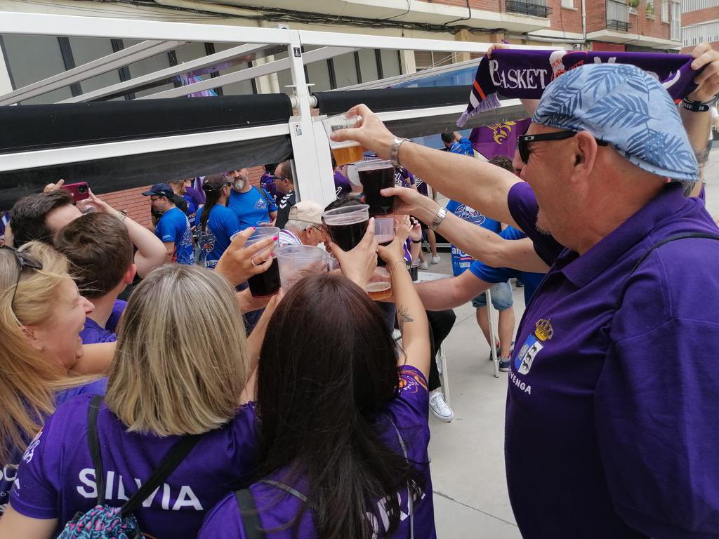 Pucelaikos tweet media