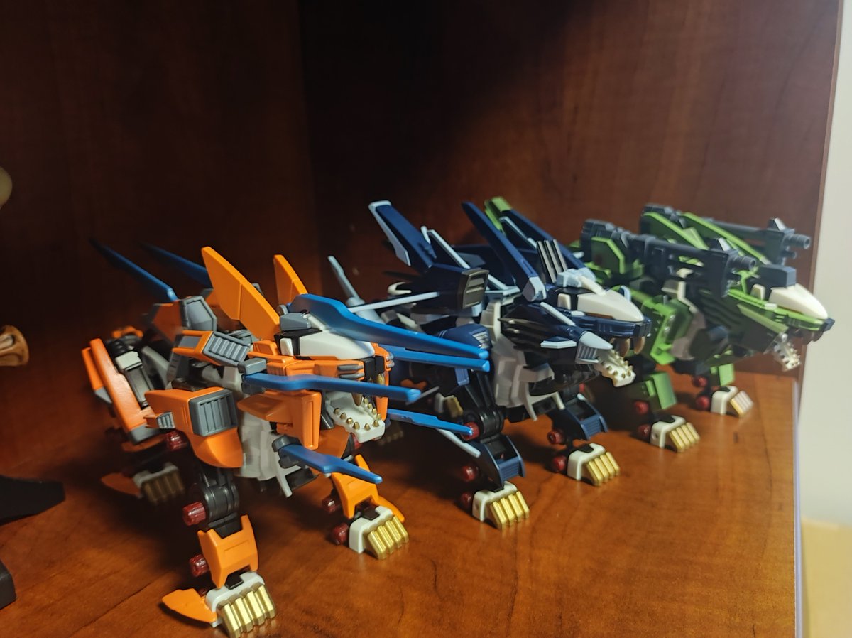 agustinlrb's tweet image. ¡Llegó el que faltaba! Ahora sí ya las tres armaduras completas 💪🏽🙌🏽 #Zoids #LigerZero #Schneider #Jager # Panzer #VintageToys