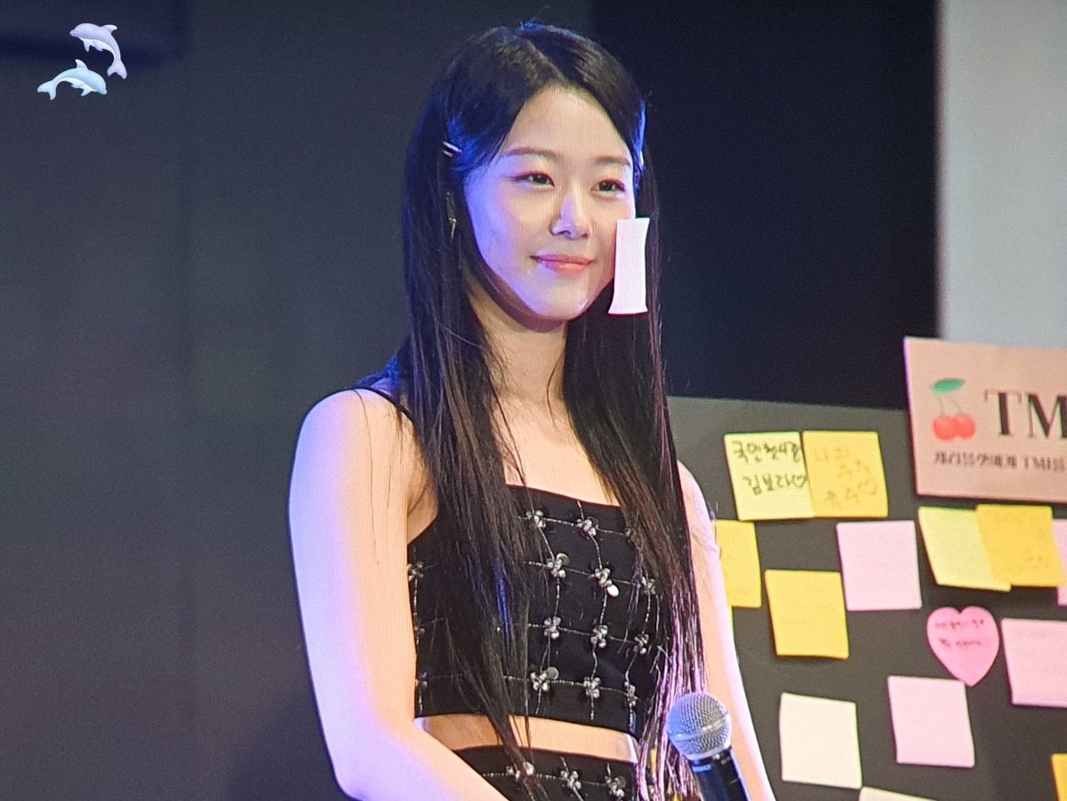 ChaeLo__'s tweet image. 230617 2부 프리뷰

@cherrybullet
#체리블렛 #CherryBullet #박채린 #채린 #CHAERIN