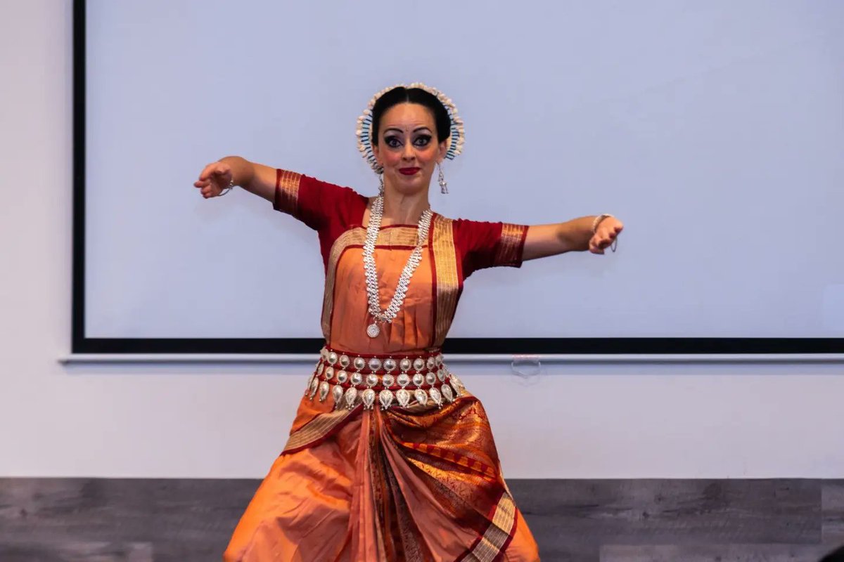 airnews_ranchi's tweet image. भारतीय संसदीय दल के उरुग्वे भ्रमण के दूसरे दिन #अंतर्राष्ट्रीय_योग_दिवस को लेकर आयोजित कार्यक्रम में भारतीय संसदीय दल के प्रमुख केंद्रीय संसदीय कार्य मंत्री @JoshiPralhad, रांची लोकसभा क्षेत्र के सांसद @SethSanjayMP सहित अन्य सांसद और अधिकारी मौजूद रहे। #IDY2023  #Hargharyoga