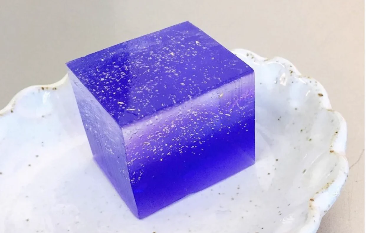 宇宙一美しい日本酒に合う和菓子！？山形銘菓「星降る夜に」が話題