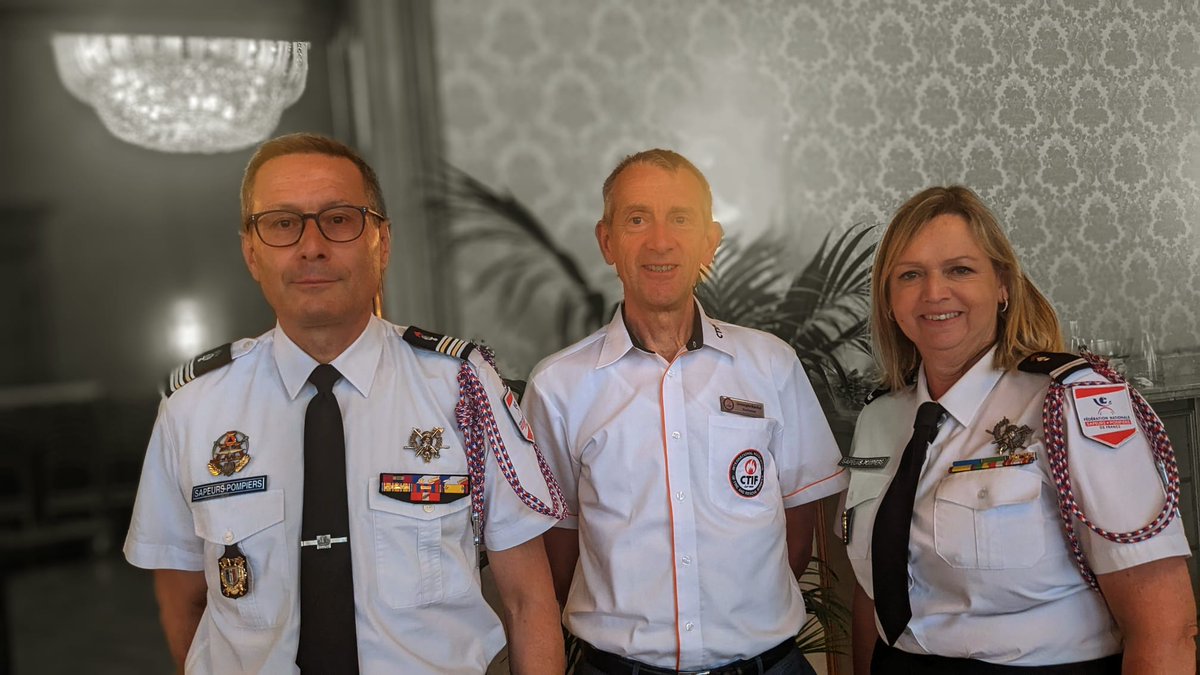 Assemblée des délégués du <a href="/CTIF/">tiffany chlebo</a> à Vienne avec le Président de la <a href="/FNSPF/">FNSPF</a> Jean-Paul Bosland, et le Vice Président du <a href="/CTIF/">tiffany chlebo</a> et de la <a href="/FNSPF/">FNSPF</a> Christophe MARCHAL. Comment gérer au niveau les nouveaux défis dus au #changementclimatique.
#pompiers