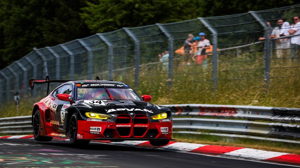 We proudly present: the winners of round 4 of the 2023 @vln_de - @Walkenhorst_MS! The #34 BMW M4 GT3 took a commanding win with an advantage of two minutes to the closest rival.

Great job, @C_Krognes and Jakub Giermaziak! 

#BMWMMotorsport #VLN #BMWM4GT3

📸 NLS