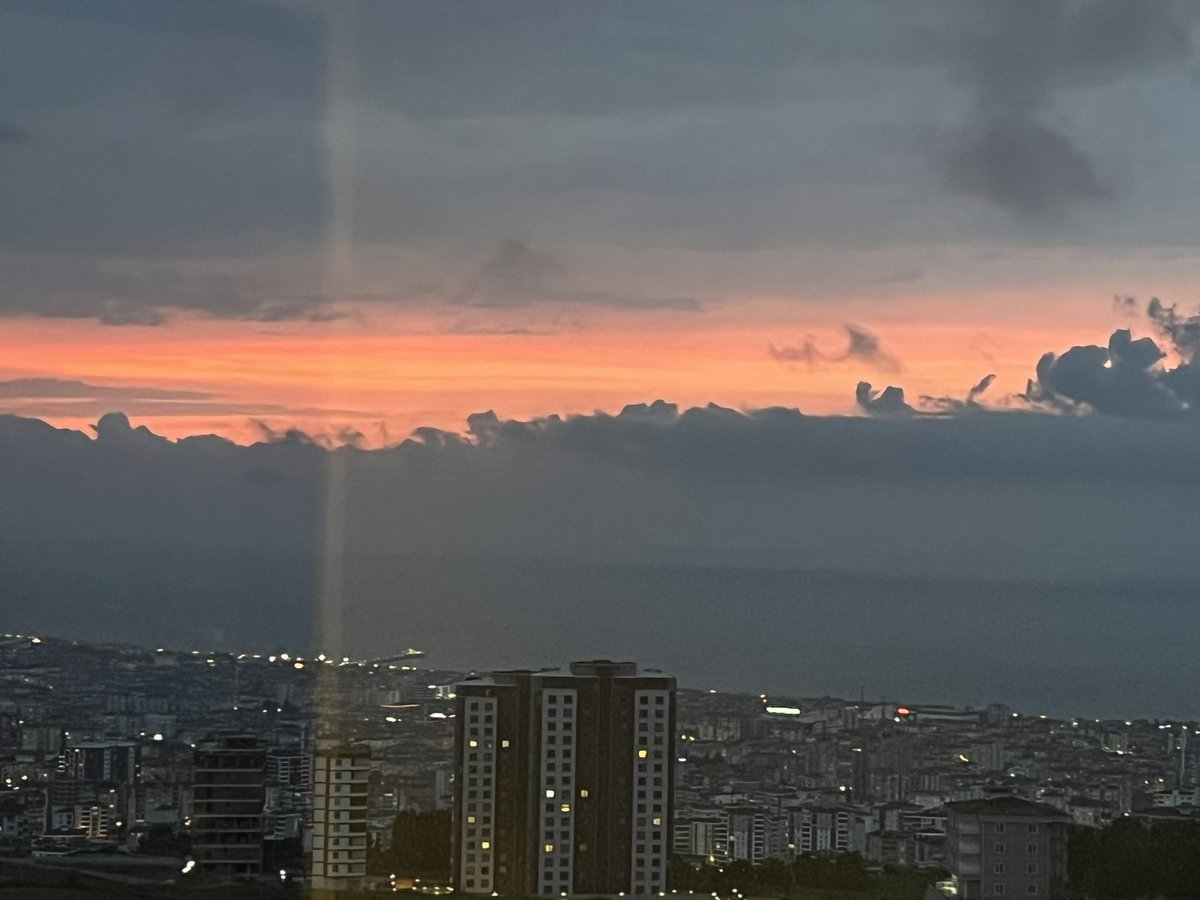 Biraz kızıl biraz mavi…