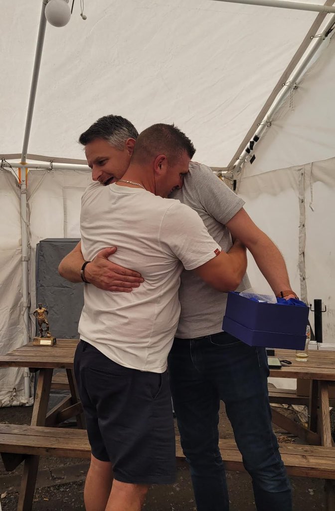 Our manger of 10+ years is stepping down, Craig Thompson is simply Mr Linford, a legend of a striker, a top bloke and without him we wouldnt have a team.
Thanks for everything Tommo.
You
Legend
  
Presented here with his deserved award from <a href="/markculley5/">MarkC</a>