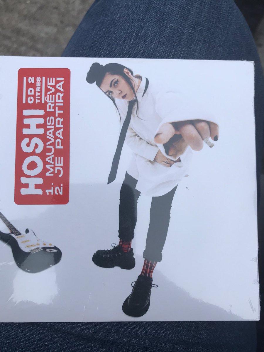 emylabelge's tweet photo. Merci ma sœur pour ce cadeau ! 
@HoshiOfficial https://t.co/nk67fcg7m1