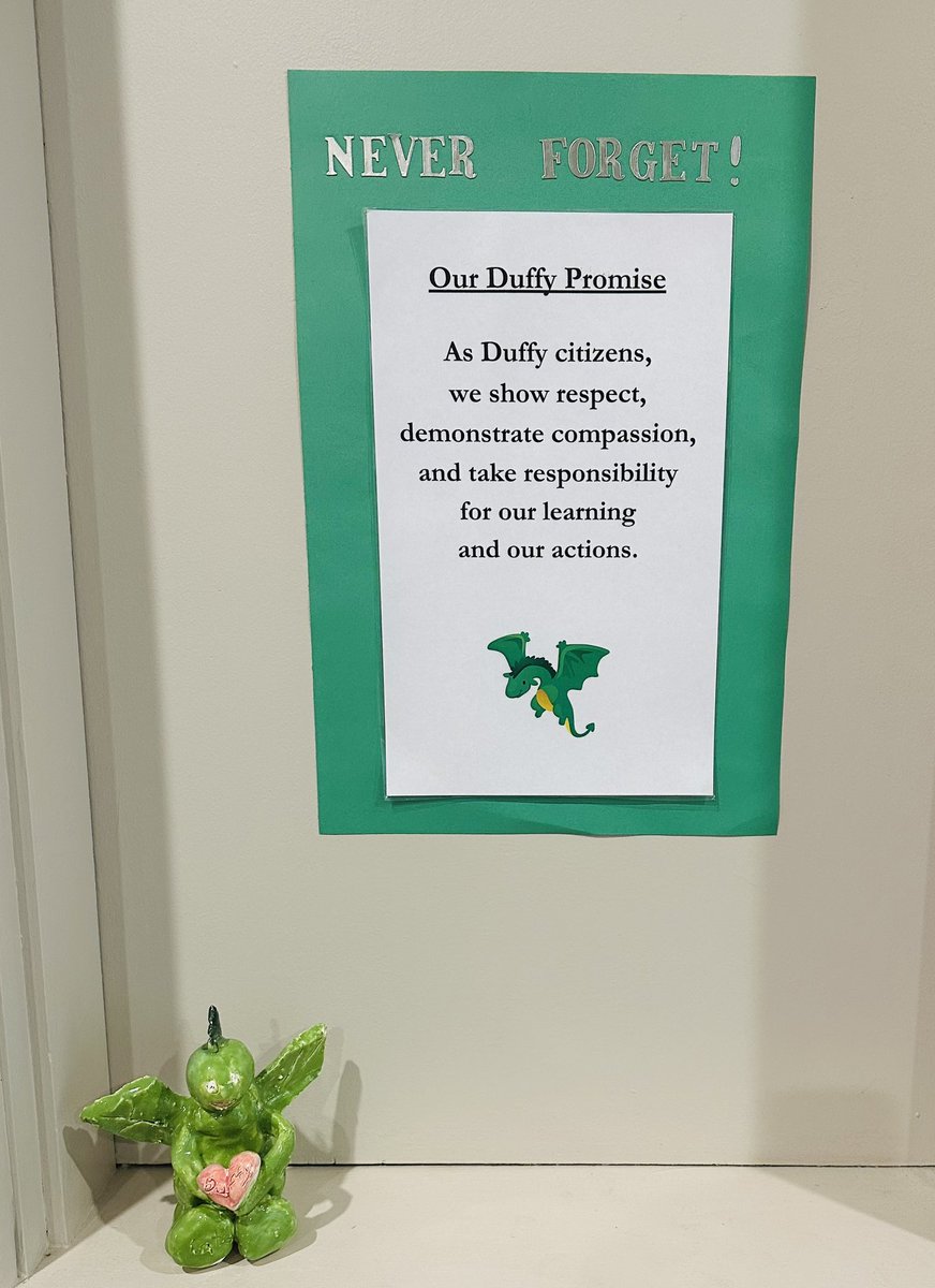 DuffyDragons's tweet photo. Once a Dragon, always a Dragon! Congratulations, 5th graders 💚 https://t.co/xFCJBkTbZS