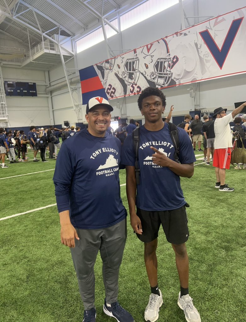 Zach Bradshaw (coach_zbradshaw) / Twitter