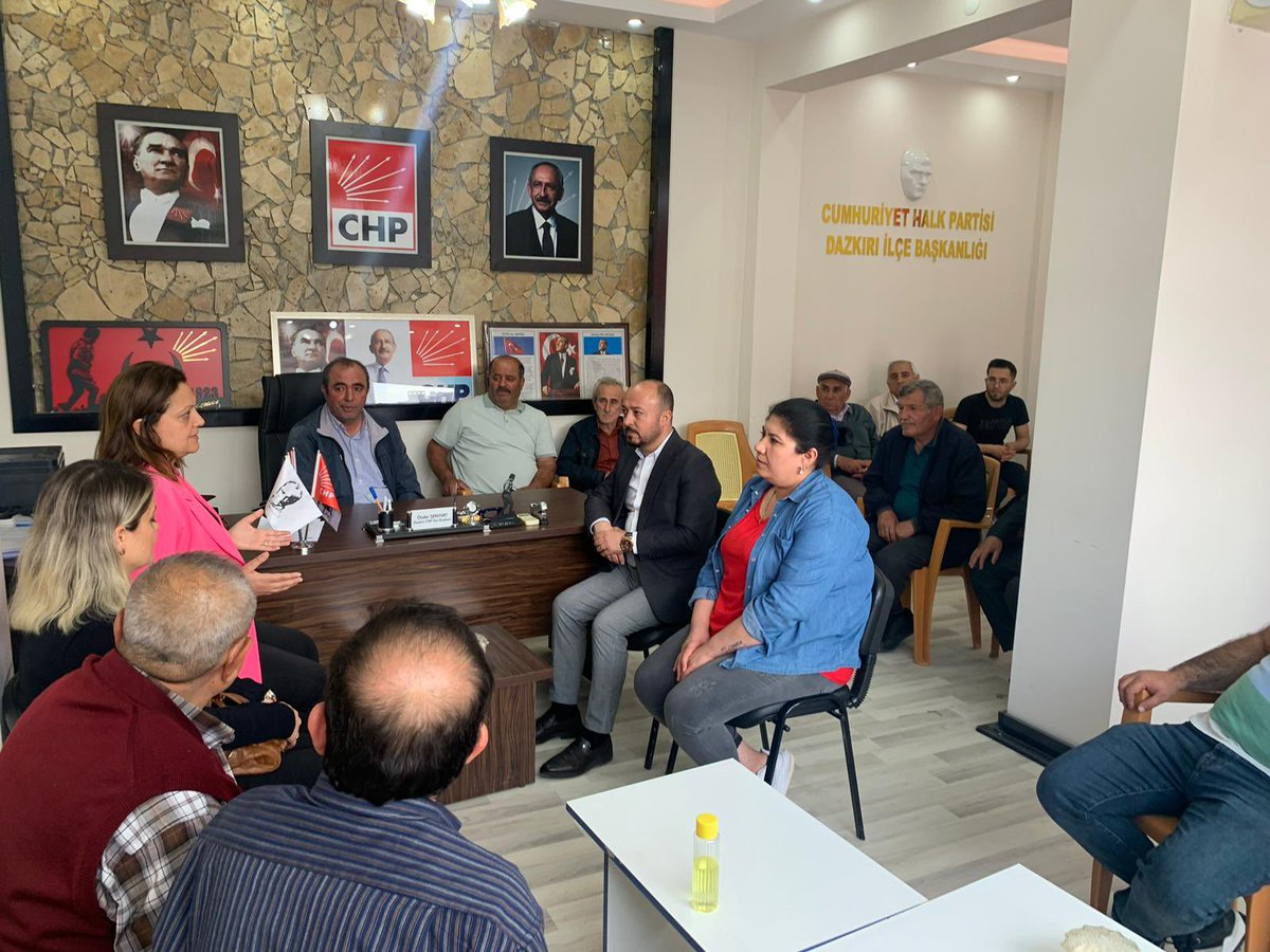 14 Mayıs seçimlerinde ilimizden tekrar Milletvekili seçildikten sonra Cumhuriyet Halk Partisi Grup Başkanvekilliğine de seçilen Sn. Burcu Köksal’ı CHP İlçe Başkanlığımızda partililerimiz ile birlikte ağırladık. Nazik ziyareti ve samimi sohbeti için kendisine çok teşekkür ederiz…