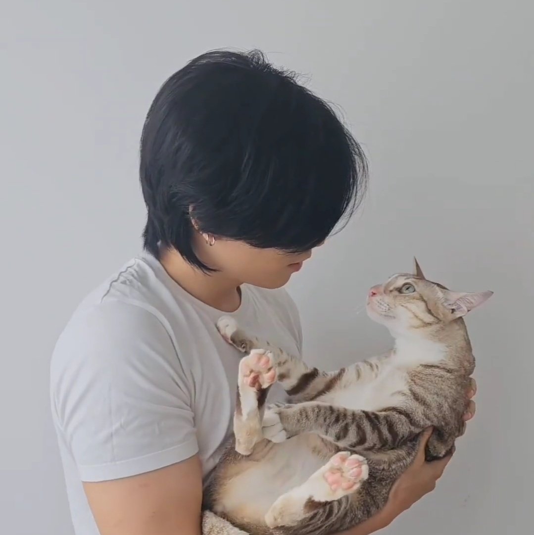 📣 Let's vote for #BibleWichapas "2023 RISING ASIAN ARTISTS" Kindly asking for your help giving RT and quoting this tweet 🙏

LAST DAY
🗓️18/06/23 🇹🇭

🎯500 RTs = 1,000 🎟️
🎯 2,000 RTs = 5,000 🎟️

🖇️ayaglobal.club/?sid=42h5acd8

#bsumbody #bsumone <a href="/biblesumett/">Bsumettikul</a>