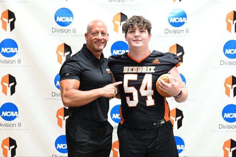 williamz2154's tweet image. After a great official visit at @HendrixFootball I’m blessed to receive my first offer to play at the next level! @coachklinck @bray_coach @GaryJoice @Michael43657825 @RussHeidiSLC