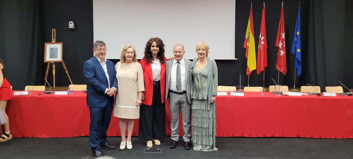 PGabina's tweet image. Gracias a la responsabilidad politica del @psoerivas, se ha evitado que la derecha y la ultra derecha gobiernen en Rivas.
#SoloSumaPsoe