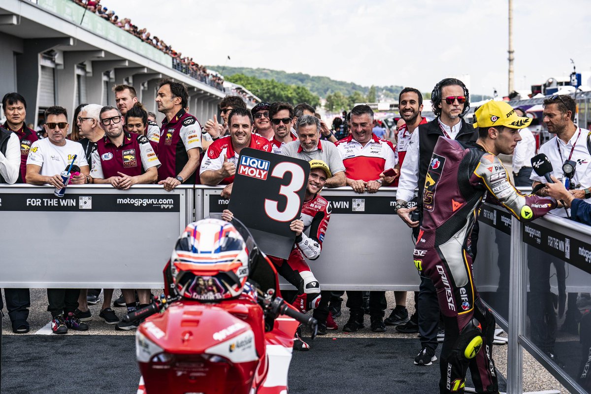 Jake Dixon tweet media