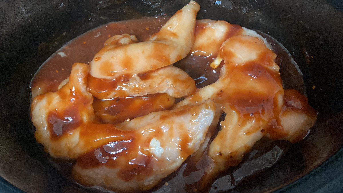 Making bbq chicken for lunch. #sweetbabyraysbbq #crockpot