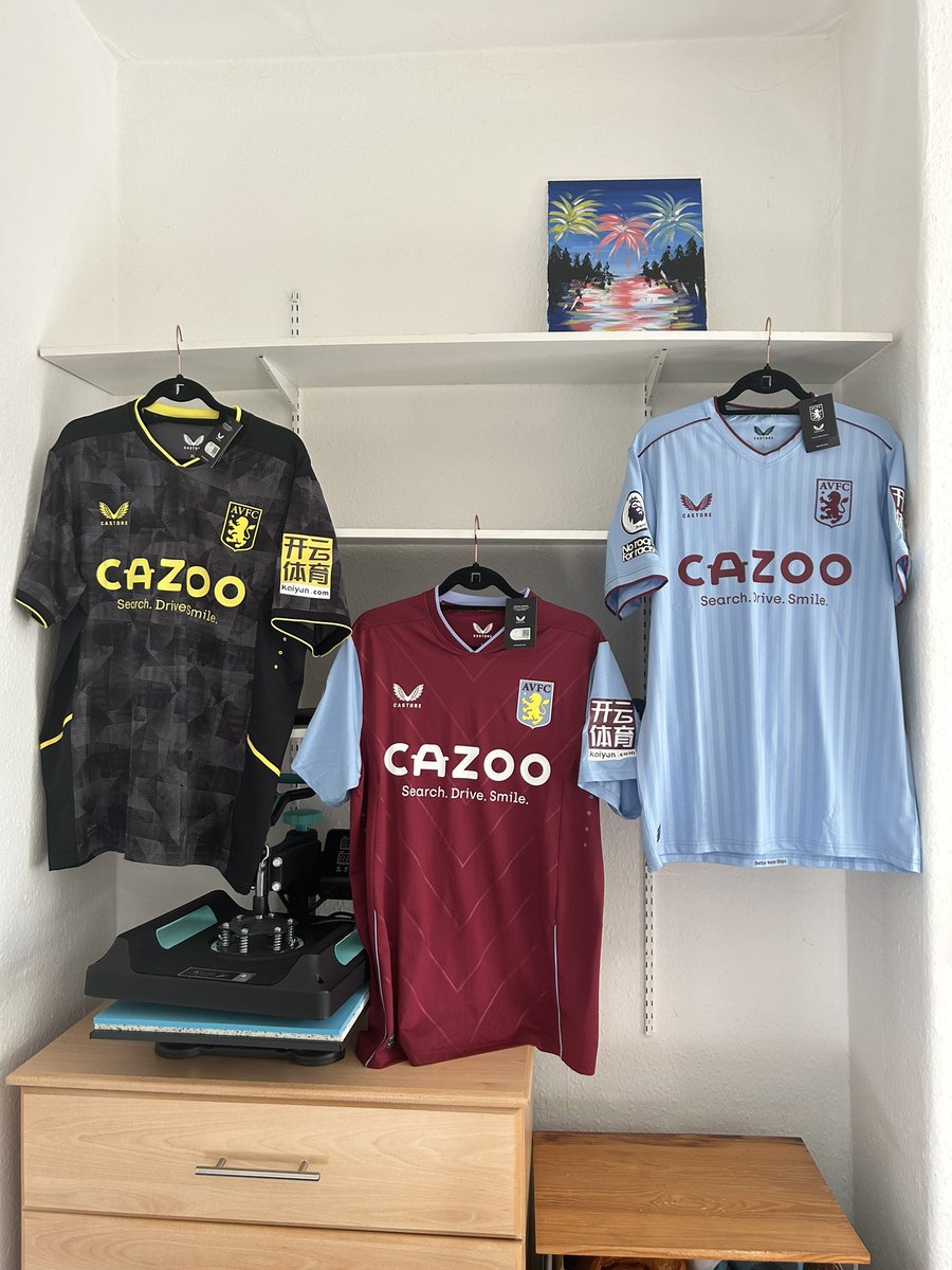 FreshPrintsofF1's tweet image. A Villa trifecta…

All three of Aston Villa’s strips from this season printed and patched. 

#villa #astonvilla #avfc #football #footballshirt #footballshirtprinting #castore