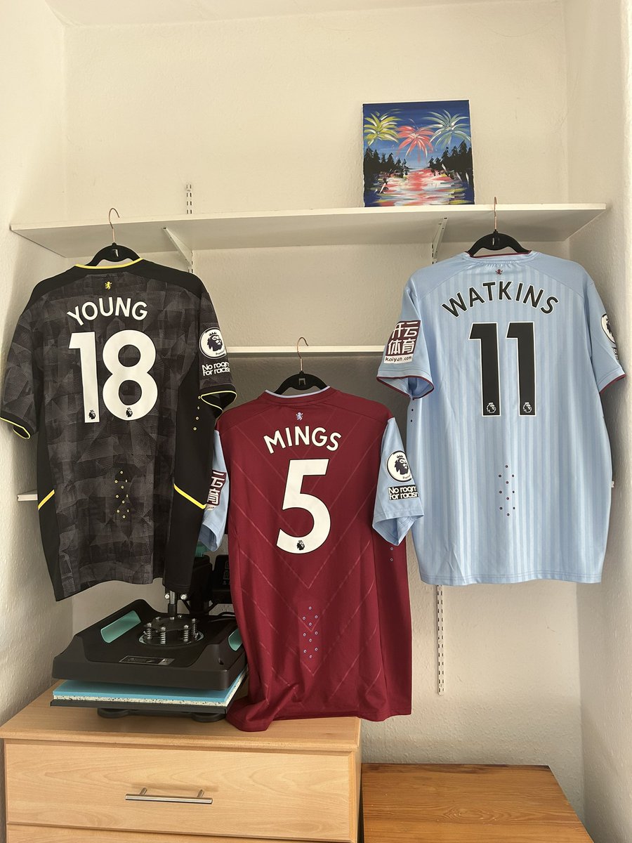 FreshPrintsofF1's tweet image. A Villa trifecta…

All three of Aston Villa’s strips from this season printed and patched. 

#villa #astonvilla #avfc #football #footballshirt #footballshirtprinting #castore