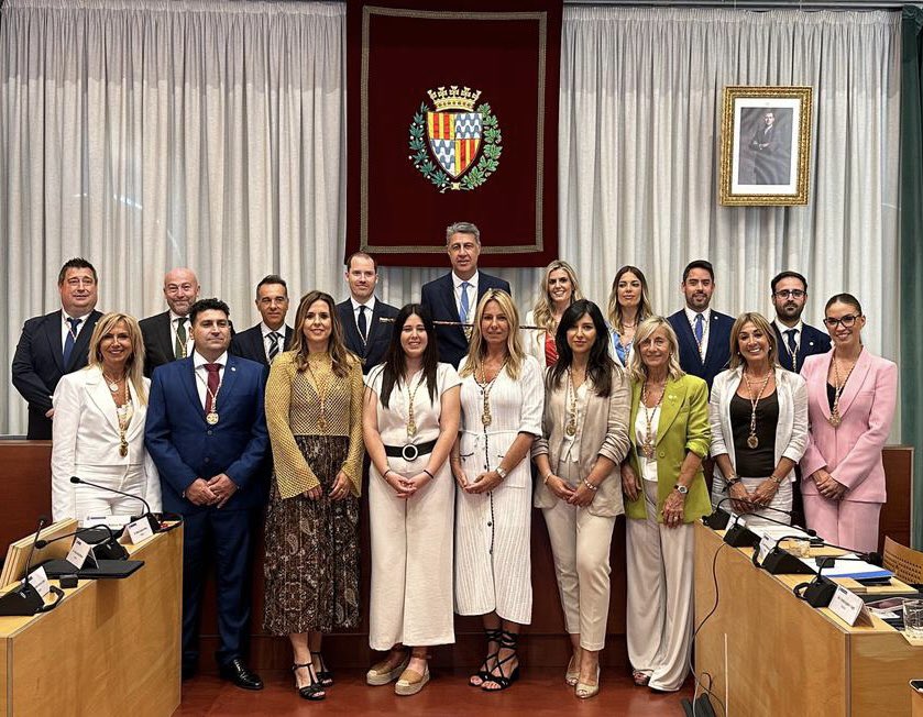 Escuchar, humildad, esfuerzo y trabajo en equipo. 

Escoltar, humilitat, esforç i treball en equip.

#Badalona