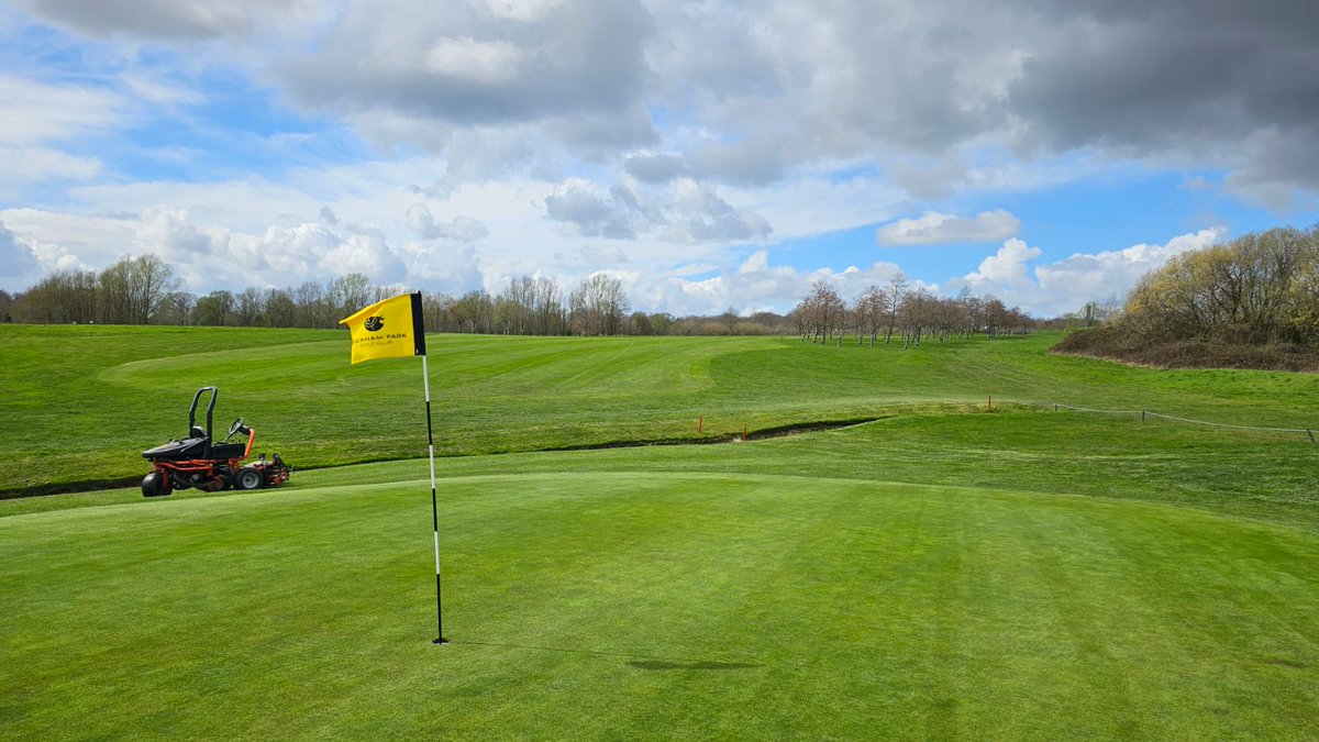 1 year as a deputy course manager already at <a href="/WickhamParkGC/">Wickham Park G.C.</a> time fly's when you love what you do.
<a href="/WickhamGreens/">Wickham Park Greens</a>
<a href="/BIGGAsouthcoast/">BIGGAsouthcoast</a>