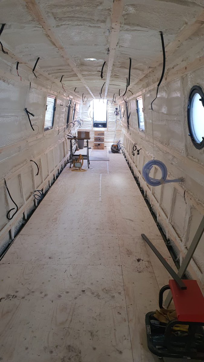 NBofDistinction's tweet photo. A few catch-up pics of boat 19 - wire loom and batoning, spray foam insulation and cutting back #newnarrowboat #64ftboat #narrowboat https://t.co/lYDCykfPmF