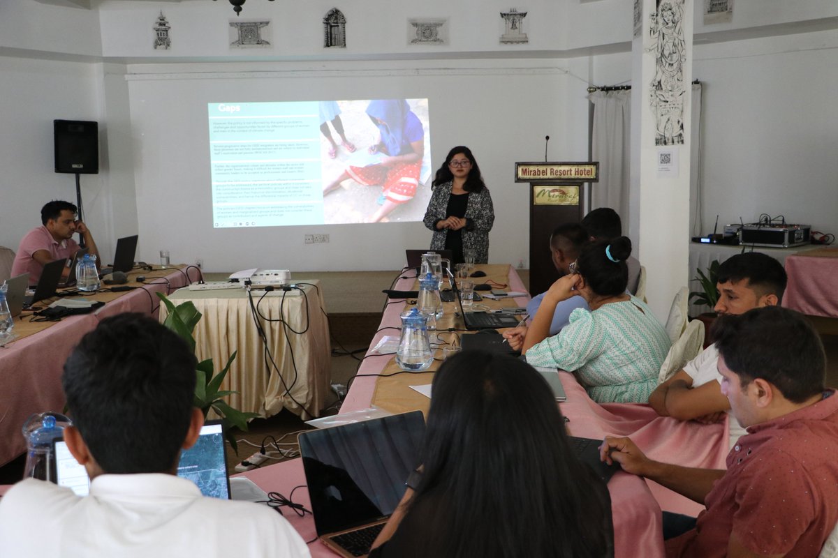 CDJNorg's tweet photo. @earthjournalism @RameshBhushal @DeepakAdk ๐Day 2 Update: Nepali journalists empowered with insights on climate change, forestry, GESI, drone imaging and mapping ๐ณ๐บ๏ธ๐
#ClimateChange #journalism #JournalismTraining #nepal https://t.co/YwbvXpXkZq