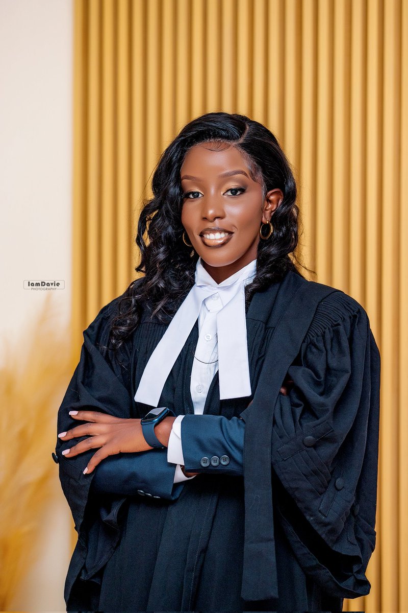 dynaasaasira's tweet photo. Yesterday i graduated with a post graduate Diploma in Legal Practice🔥 https://t.co/eK9T2r7Pma