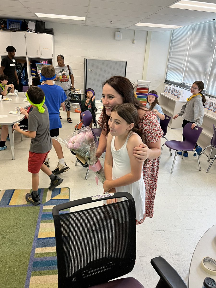 Miss Piper Johnson tweet media