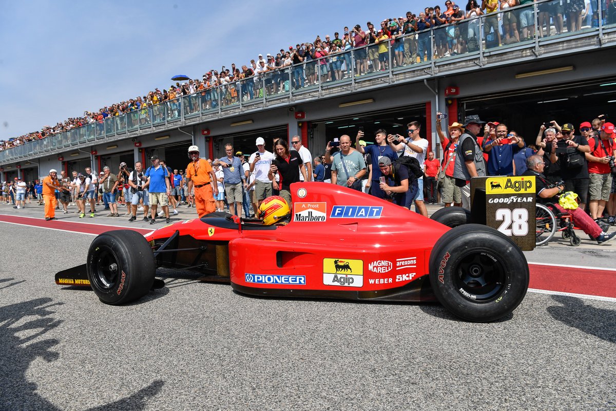 MinardiOfficial's tweet image. 📷 Che programmi hai per questo fine settimana?
📷 H 22 Qualifiche GP
📷 Domenica H 20 GP F1
#HistoricMinardiDay #MinardiDay #HMD #Minardi #F1 #CanadianGp #MontrealGP #autodromoimola #imola70 #formula1 #passione #motorsport #finesettimana #weekend #racing #raceweekend