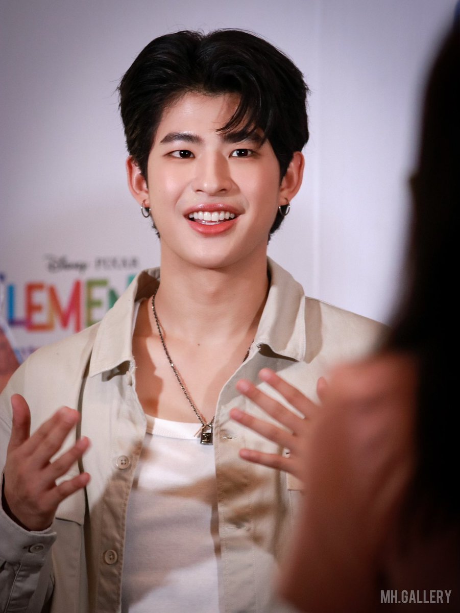 คุณ…หล่ออะ <a href="/mmarkpkk/">ภาคินผู้ชายปอนปอน</a> 

#SFxElementalWSMF   
#SFxElemental #รวมพลคนธาตุน้ำ 
#mmarkpkk