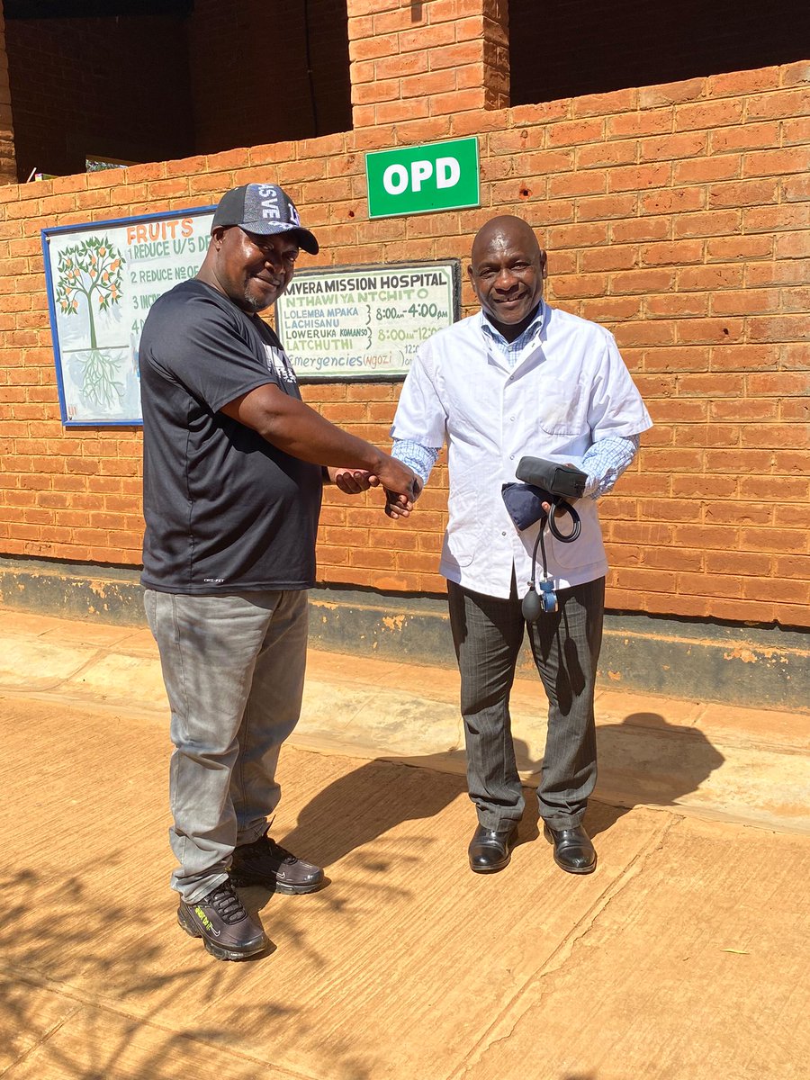 uk_malawi's tweet photo. MAUK had today donated medical kits to Mvera Clinic. https://t.co/v1fwfbTUi3